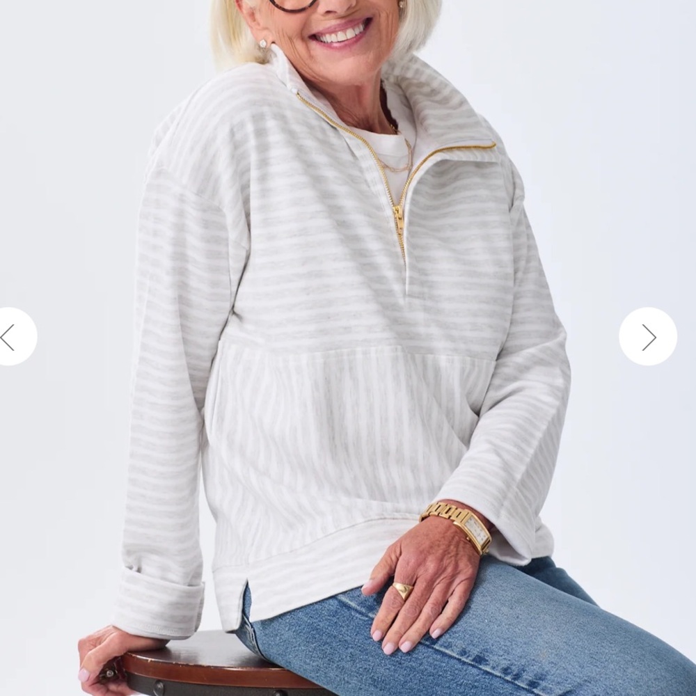 Alice Walk Super Soft Zip-up Sweatshirt oversized, gray white stripes size small